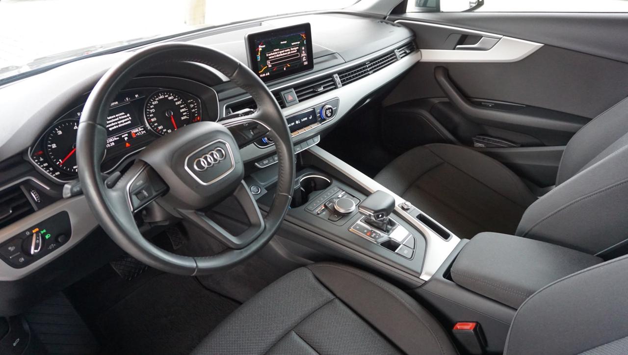Audi A4 Avant 30 2.0 tdi Business 122cv s-tronic my16