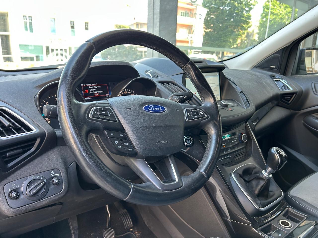 Ford Kuga 1.5 TDCI 120 CV Titanium