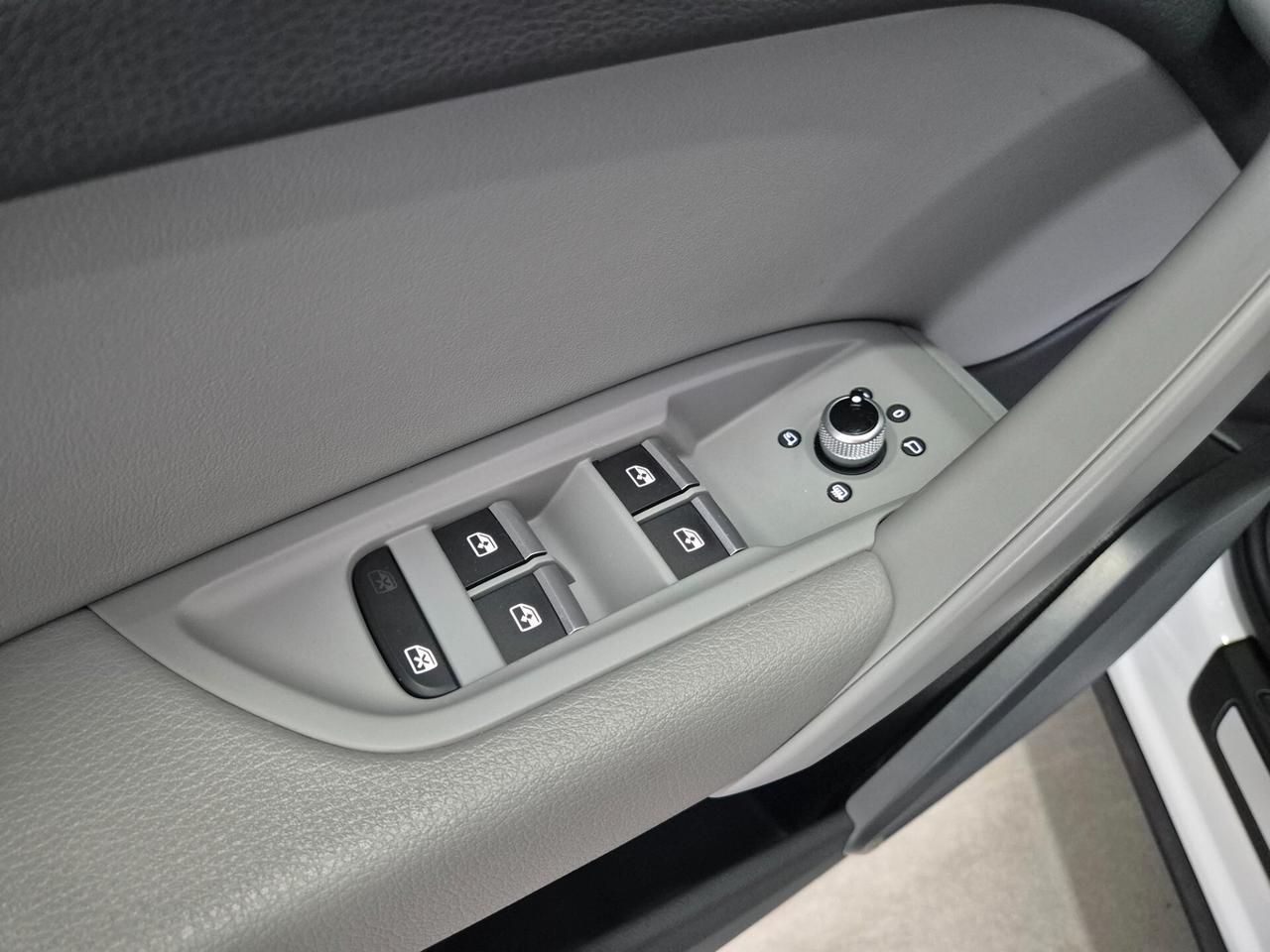 AUDI Q5 45 TDI quattro tiptronic Business Design - TETTO PANORAMICO