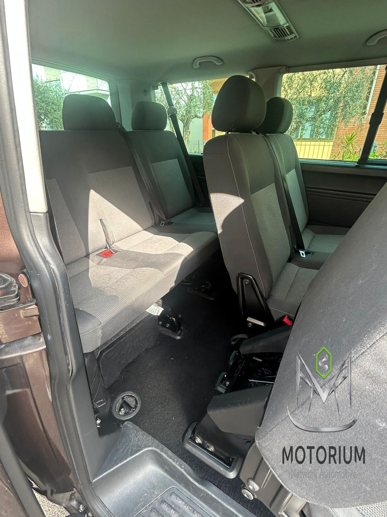 Volkswagen T5 Caravelle