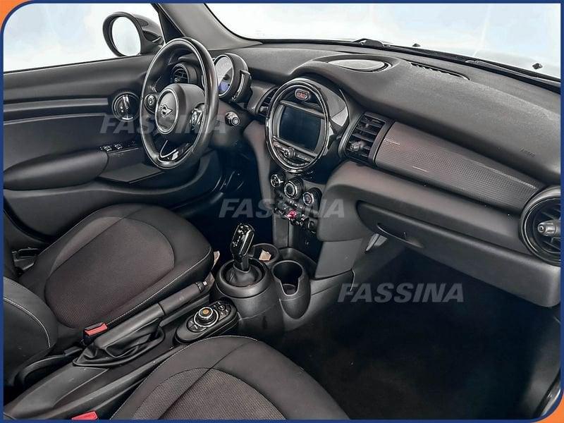MINI Mini 5 porte 1.5 Cooper 5 porte Auto.