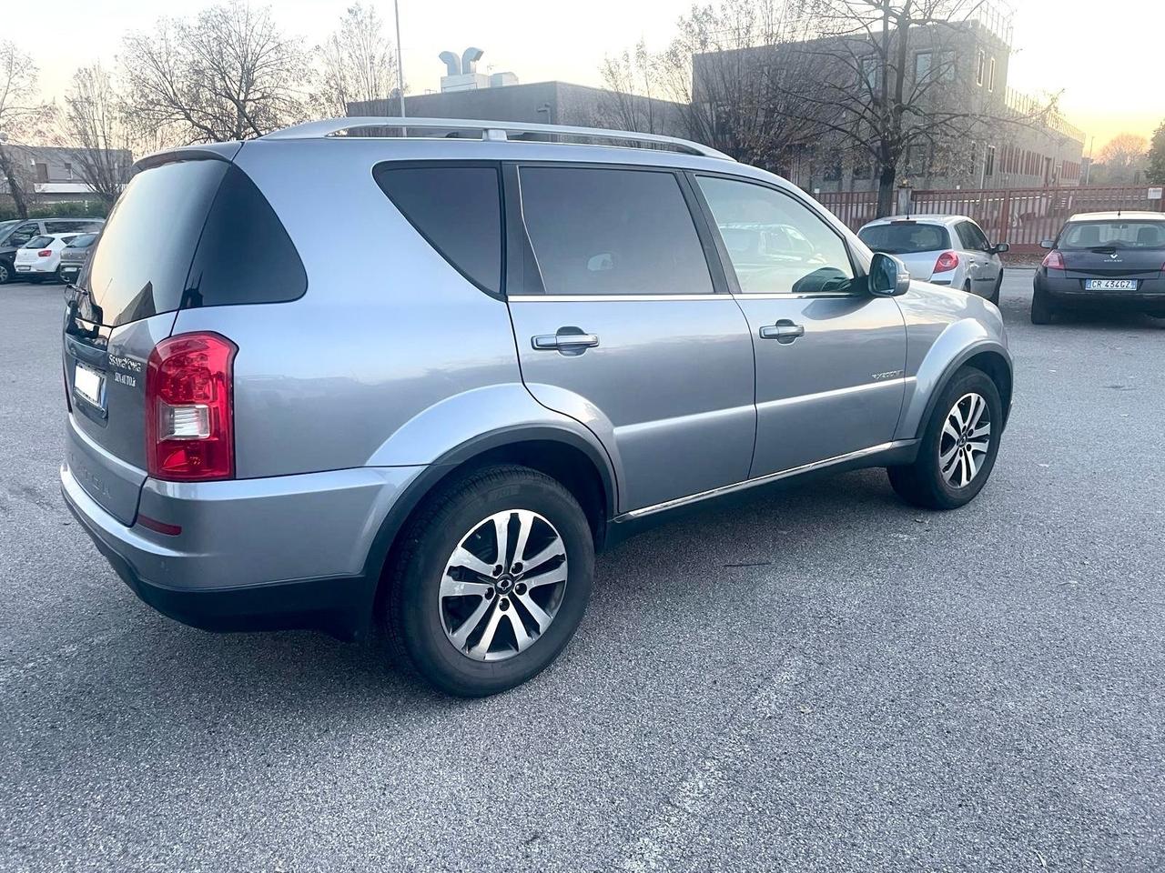 Ssangyong Rexton W 2.0 Xdi 4x4 2013