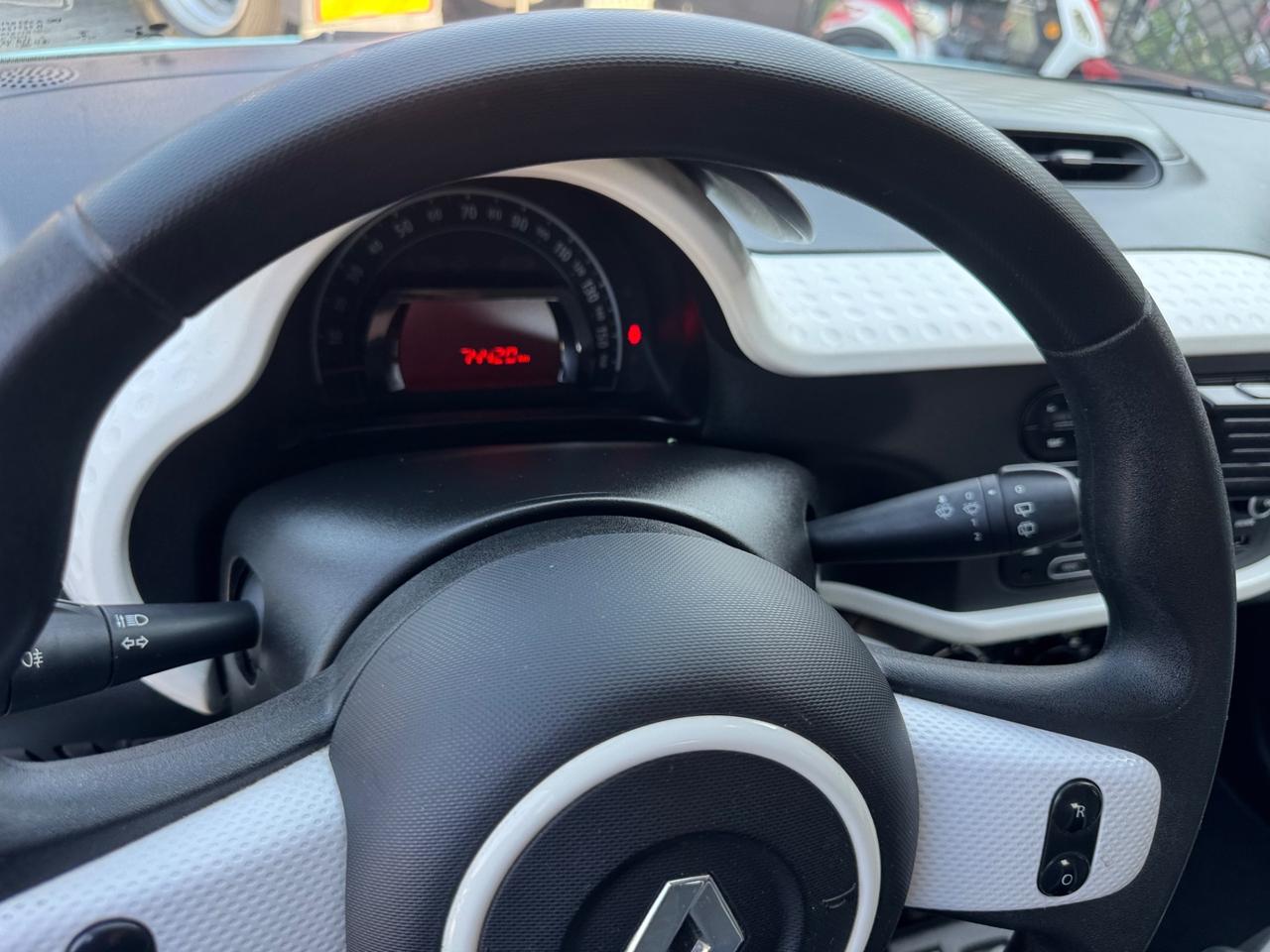 Renault Twingo neopatentati 74000km Euro 6b