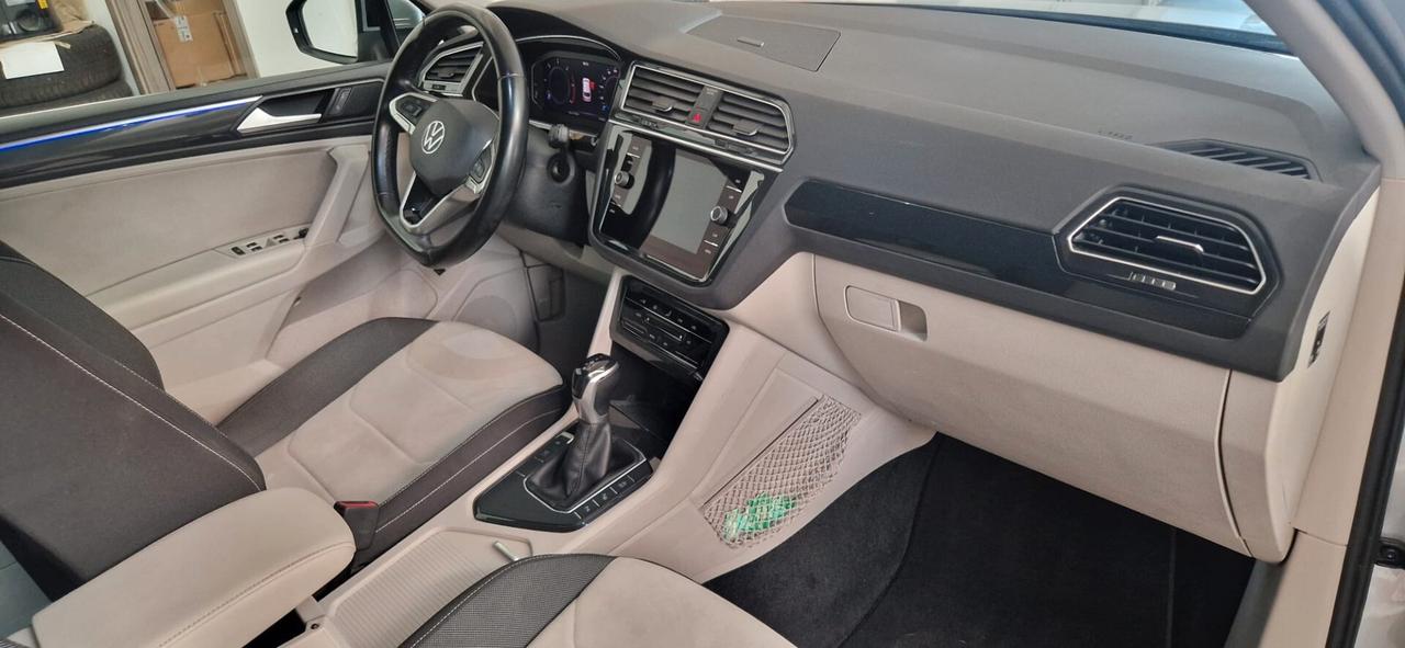 Volkswagen Tiguan 2.0 TDI 150 CV SCR DSG Elegance