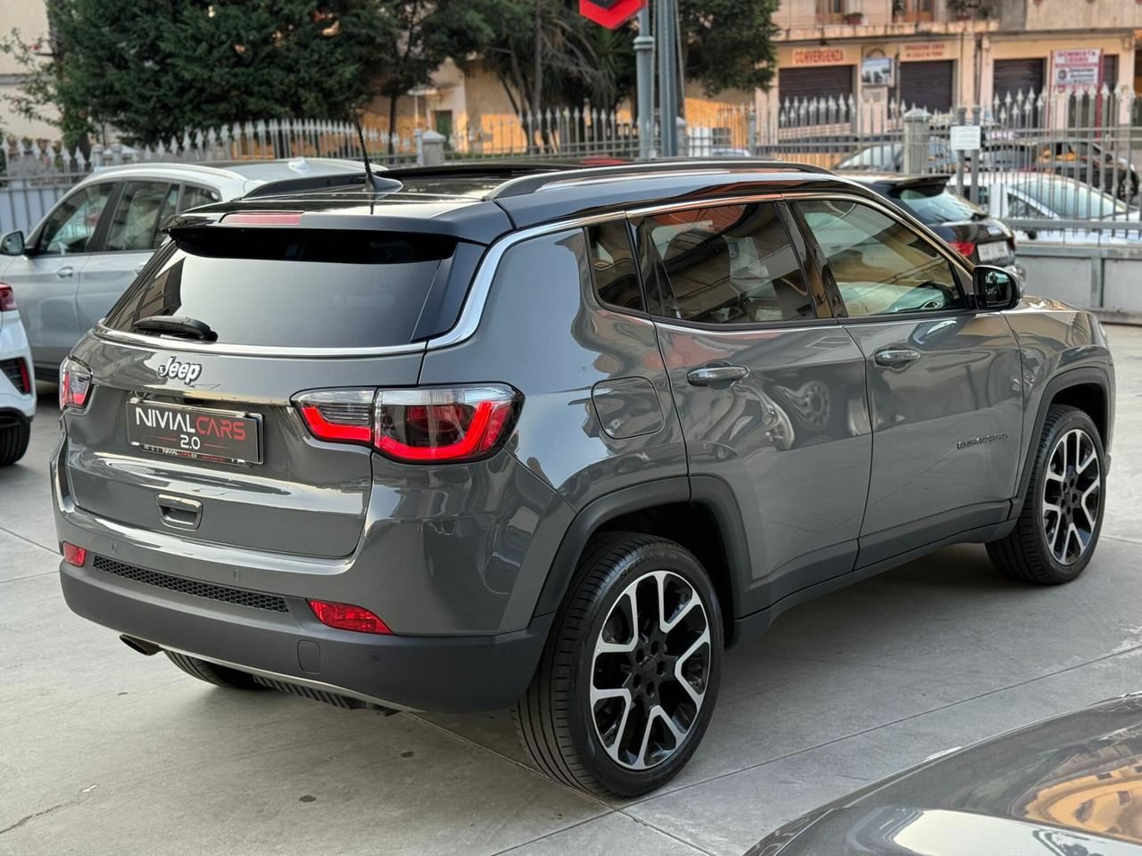 Jeep Compass 2.0MJT 4WD MANUALE-TETTO-CAMERA-PELLE-NAVI