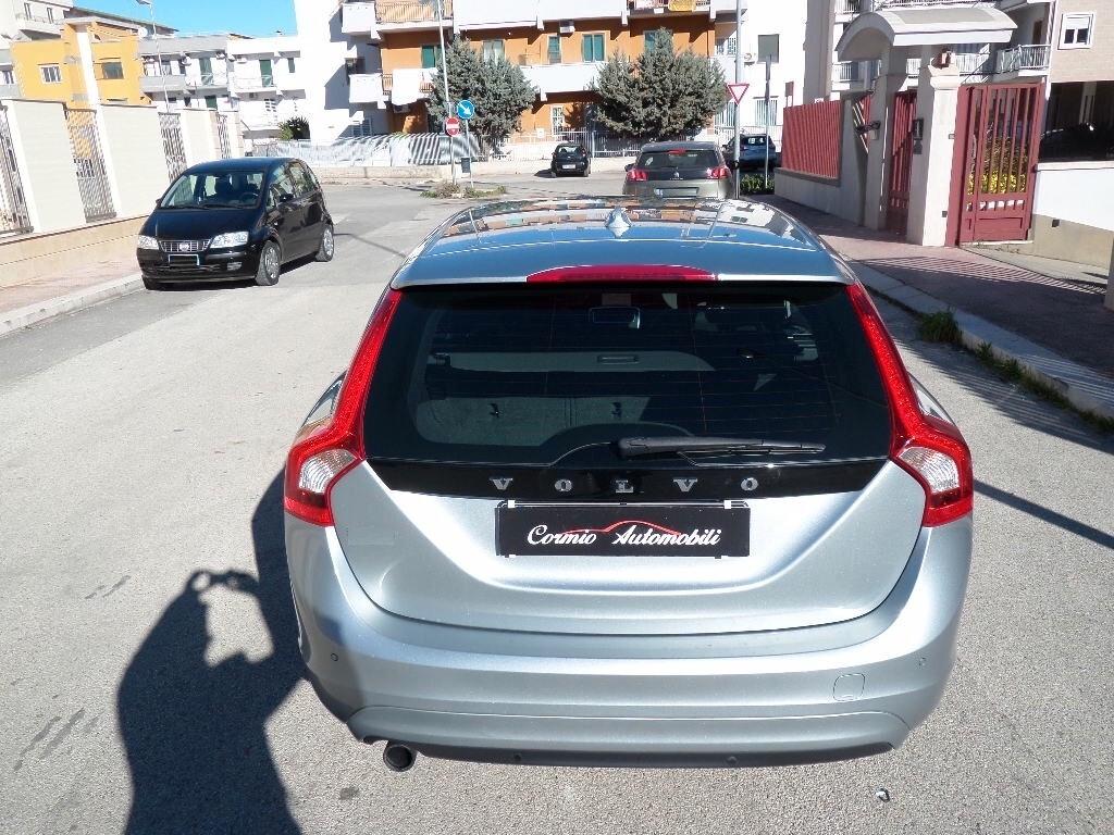 VOLVO V60 2.0 D2 GEARTRONIC BUSINESS - Navi-Park-Cerchi 16"