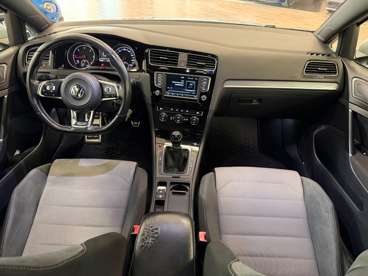 Volkswagen Golf 1.6 TDI 110 CV R-Line Sport Edition