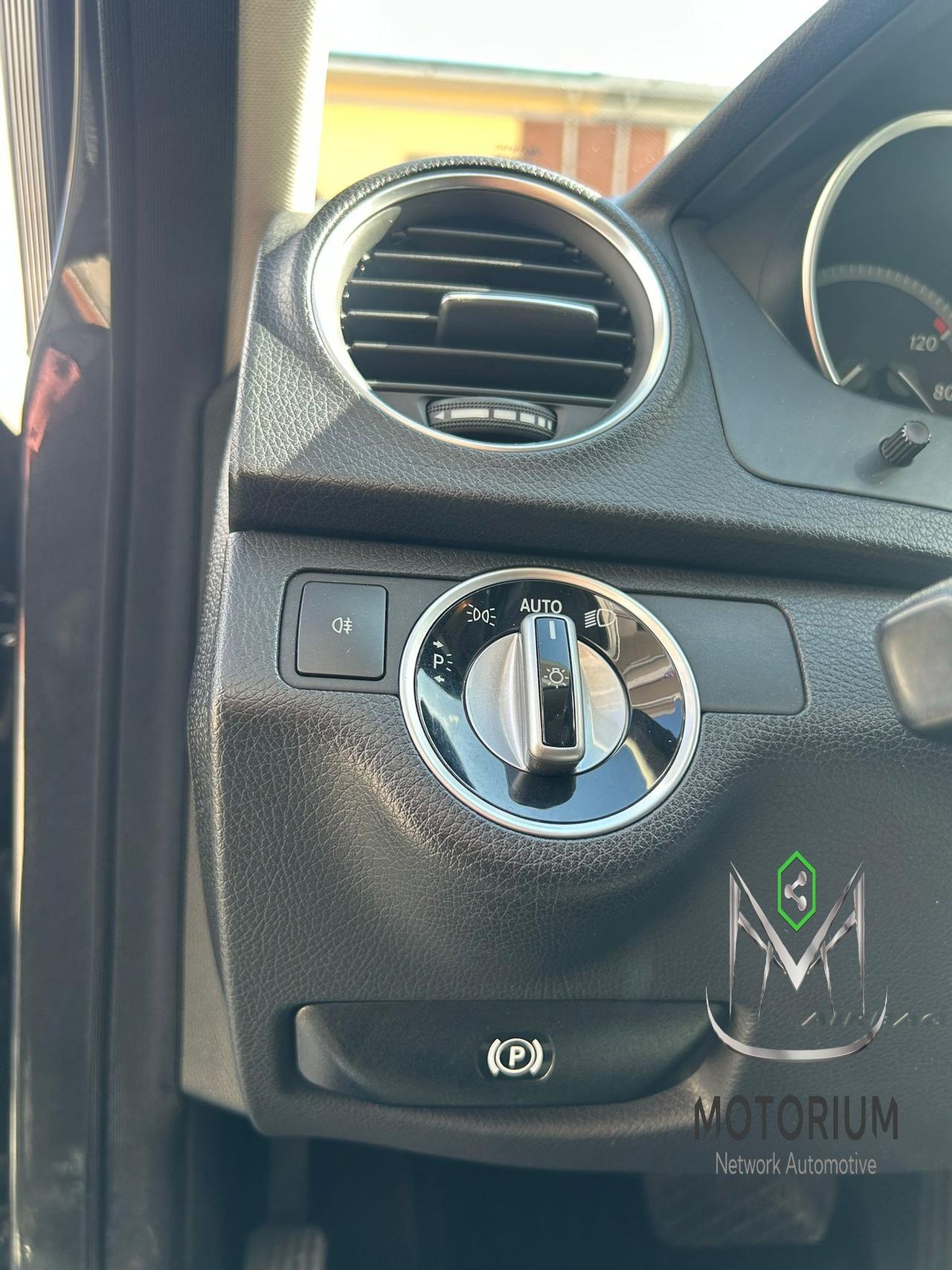 MERCEDES C220 CDI EXECUTIVE