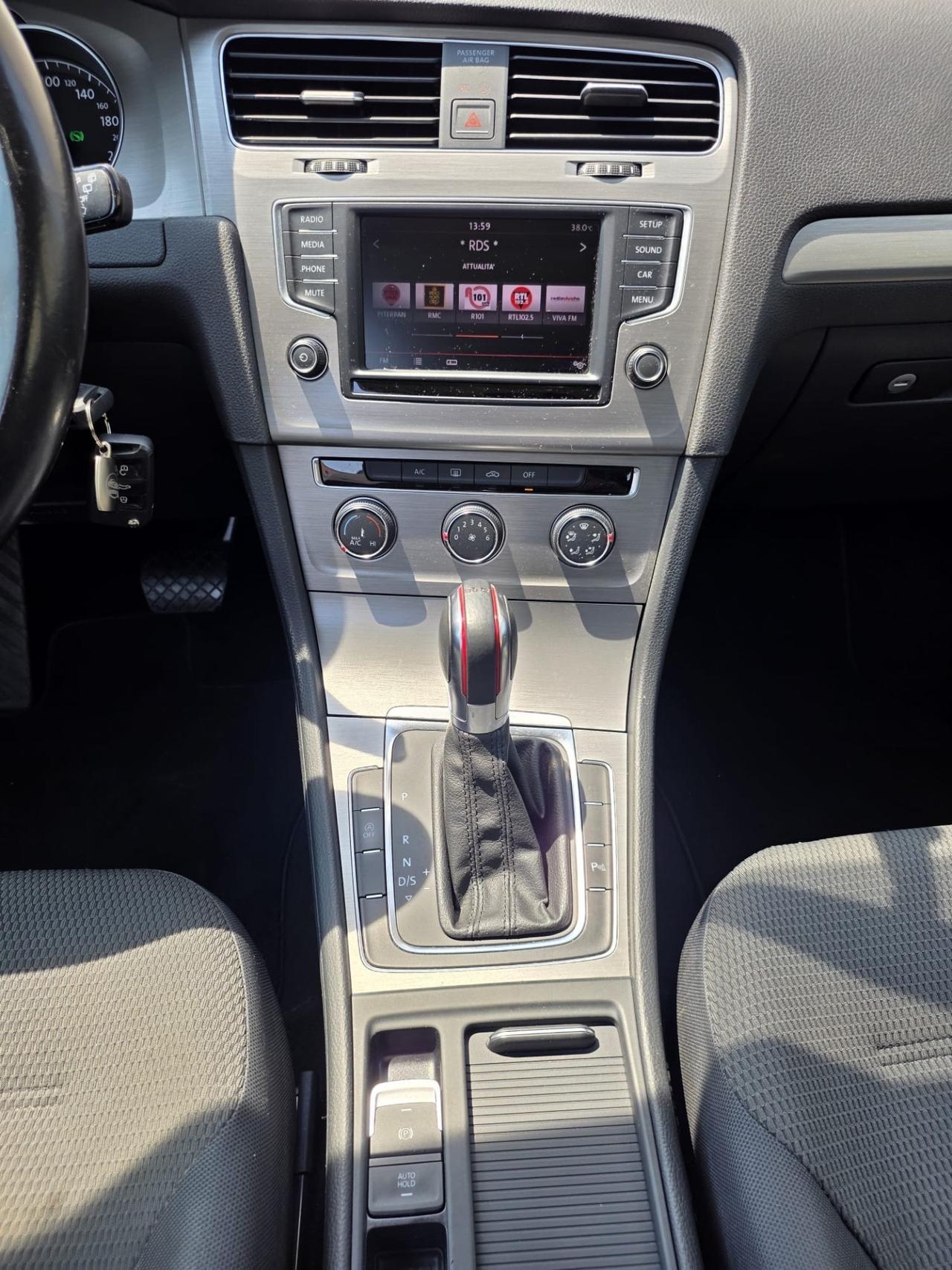 Volkswagen Golf Variant 1.6 TDI 110 CV AUTOMATICO Euro 6 B