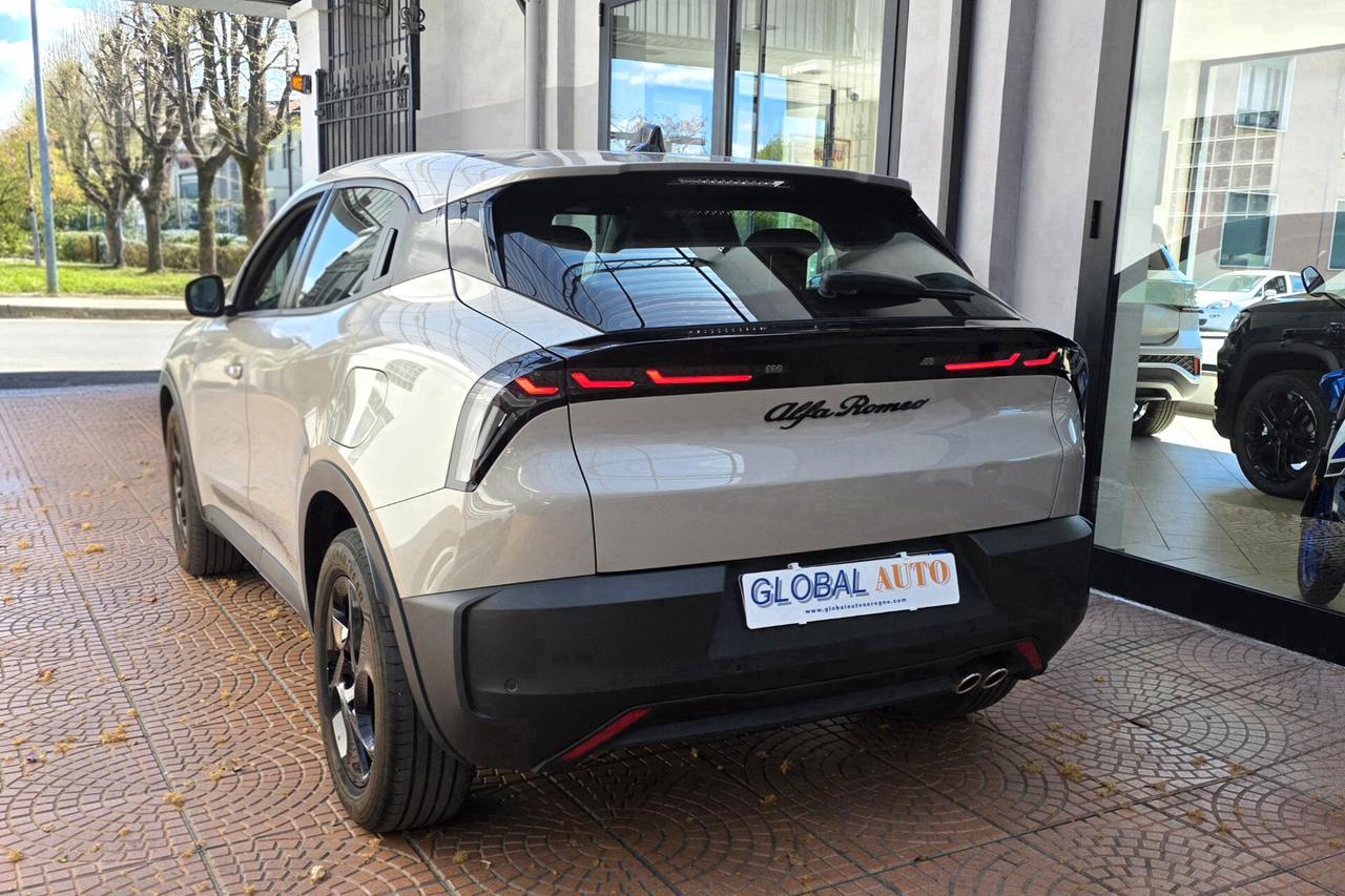 Alfa Romeo Junior 1.2 145 CV Hybrid eDCT6