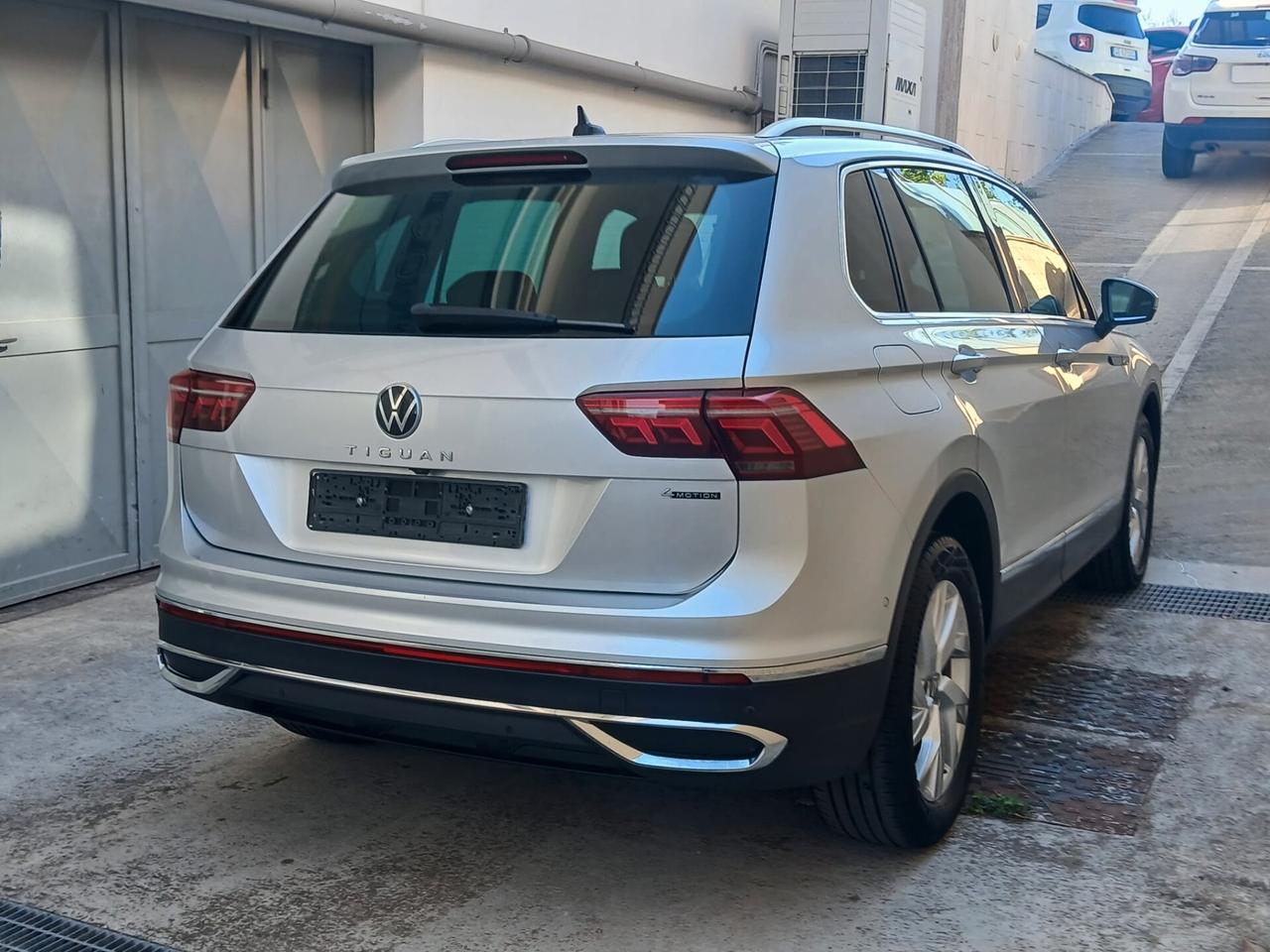 Volkswagen Tiguan 2.0 TDI 150 CV SCR DSG 4MOTION Elegance