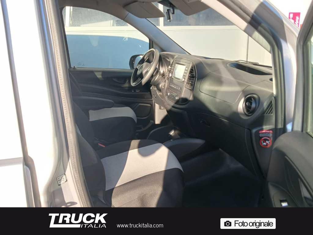 Mercedes-Benz Vito III 114 - vito 114 cdi compact mixto auto E6