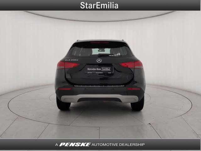 Mercedes-Benz GLA 200 GLA 200 d Automatic Sport