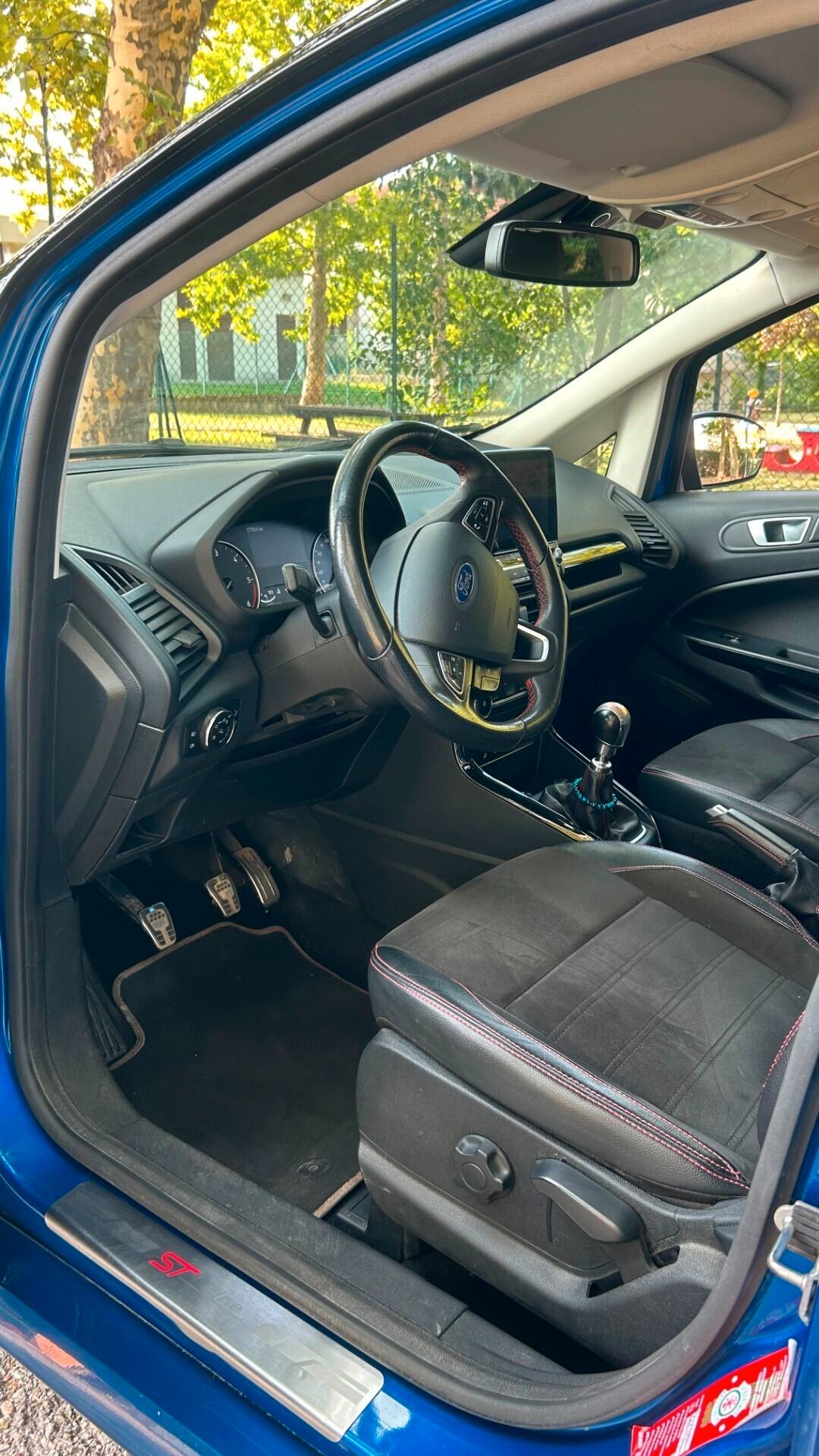 Ford EcoSport St-line