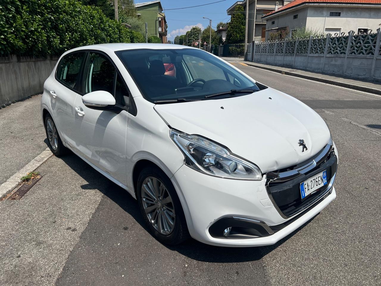 Peugeot 208 1.2 Euro 6 2015 Km 99000 Neop Area B