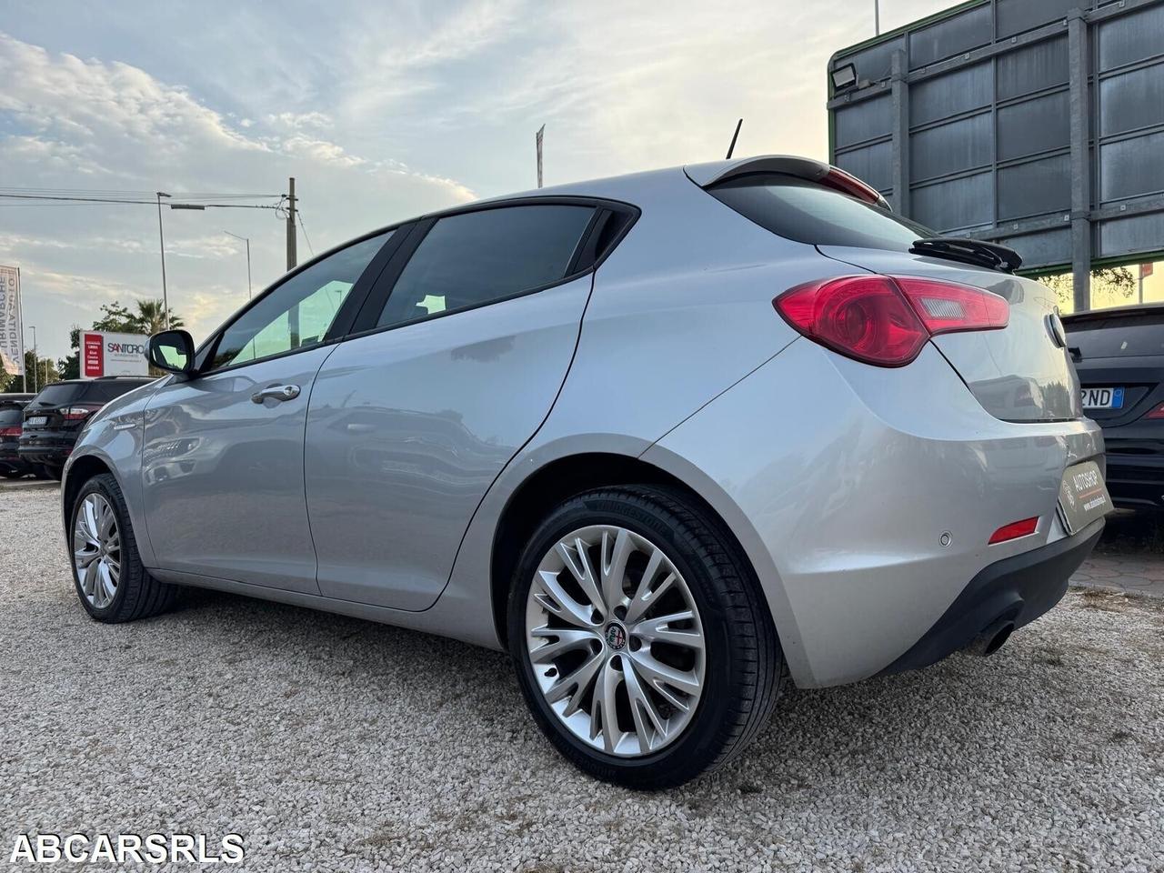 ALFA ROMEO - Giulietta - 1.4 Turbo 120 CV GPL Super - UNIPRO. - FINANZIABILE - PERMUTE
