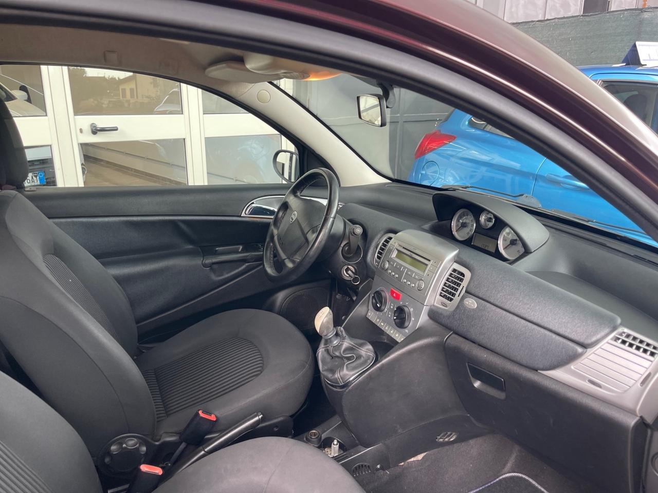 Lancia Ypsilon 1.4 Benzina Ecochic GPL