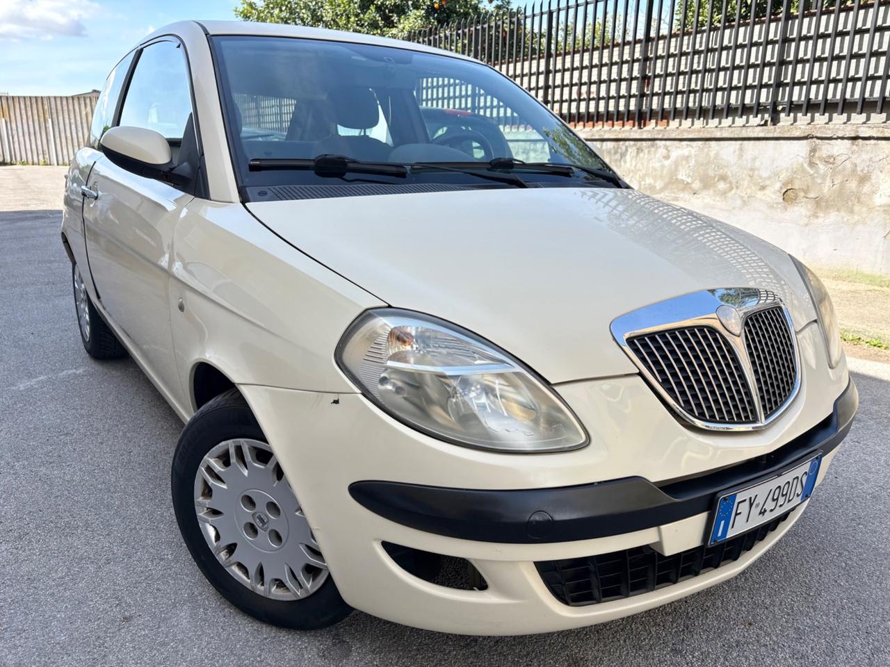 Lancia Ypsilon 1.4 benz. magnifiche condizioni