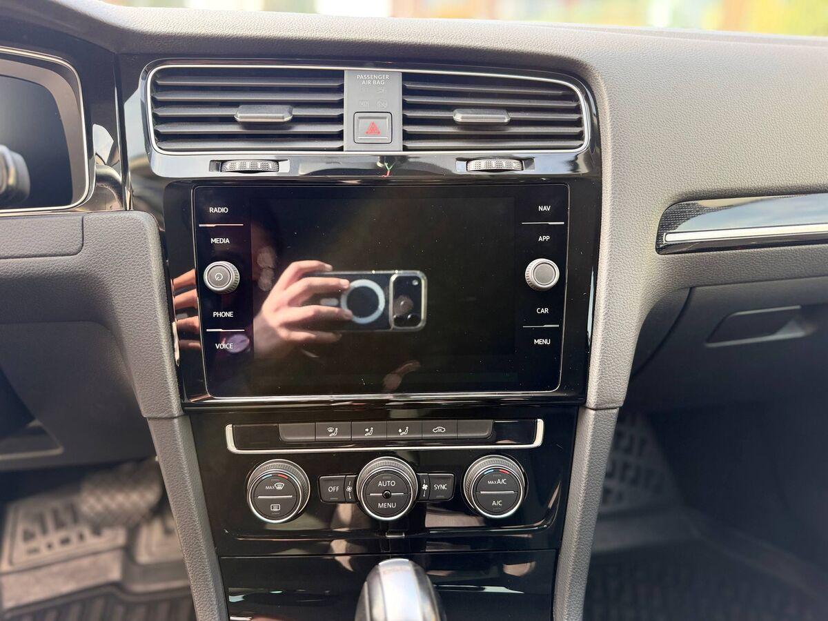 Volkswagen Golf 1.4 tsi Executive 125cv dsg
