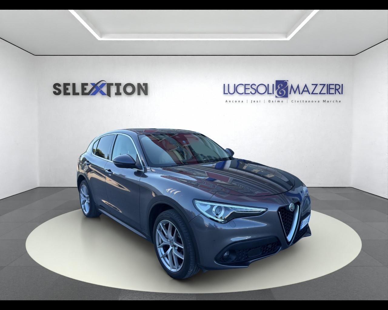 ALFA ROMEO Stelvio - Stelvio 2.2 Turbodiesel 210 CV AT8 Q4 Executive