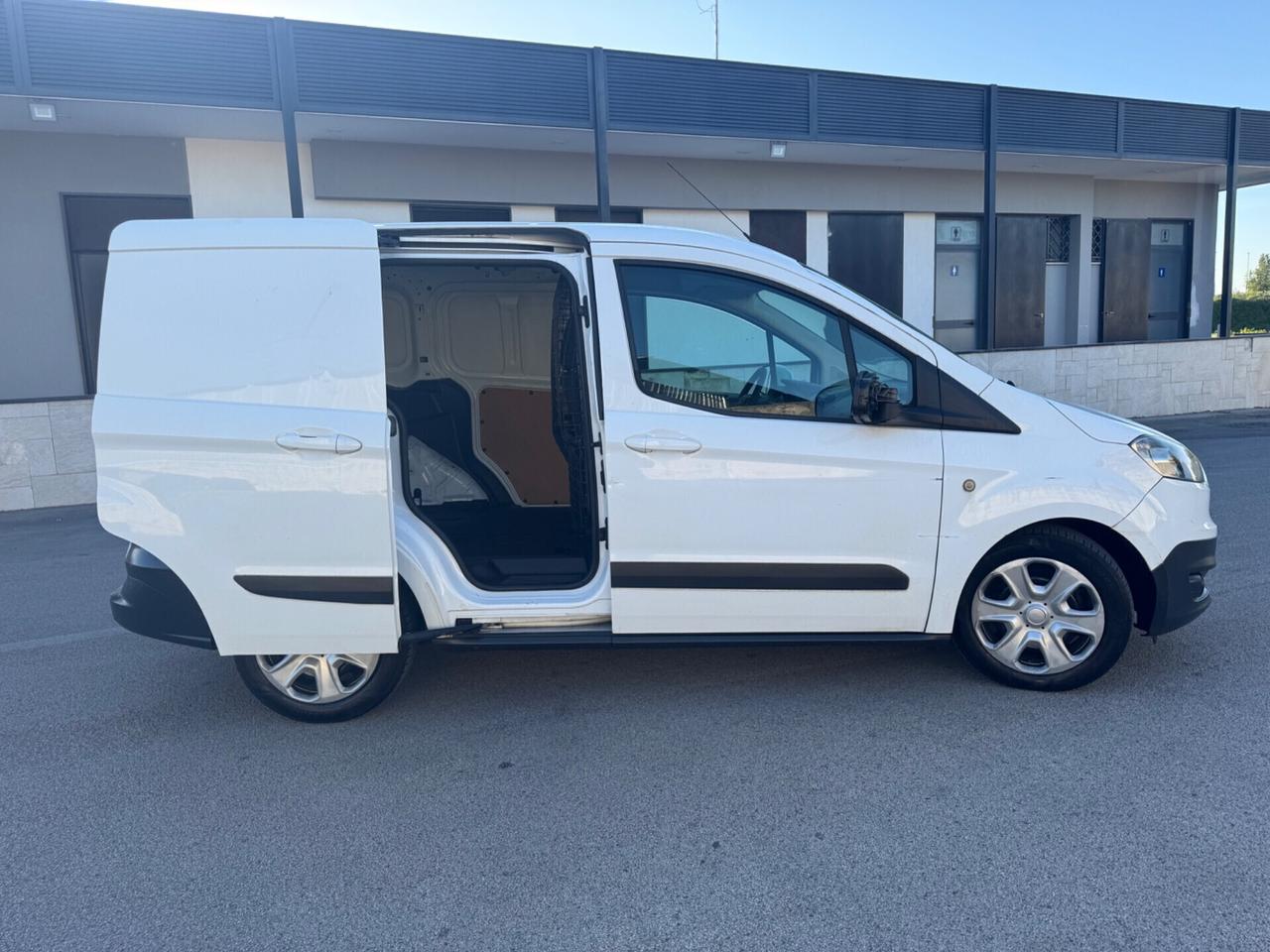Ford Transit Courier Transit Courier 1.6 TDCi 95CV Van Entry