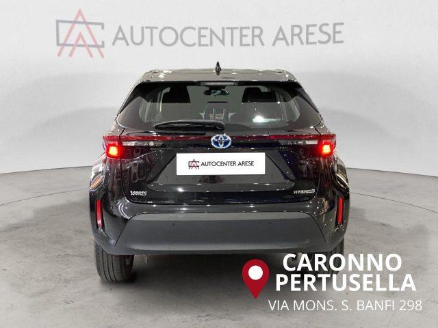 TOYOTA Yaris Cross 1.5 Hybrid 5p. E-CVT AWD-i Business
