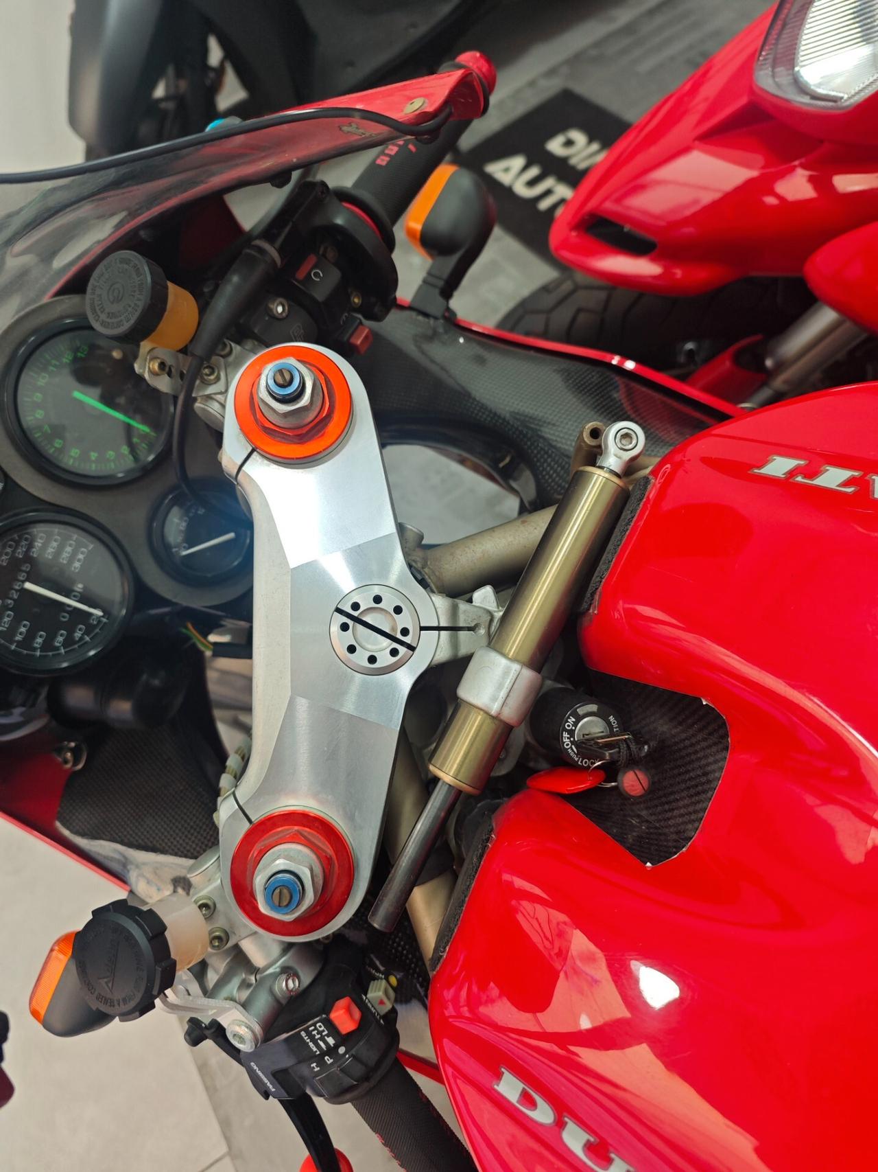 Ducati 748 s