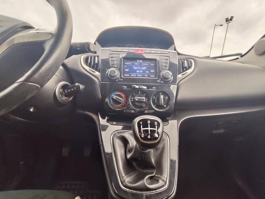 Lancia Ypsilon 1.3 mjt Gold s&s 95cv
