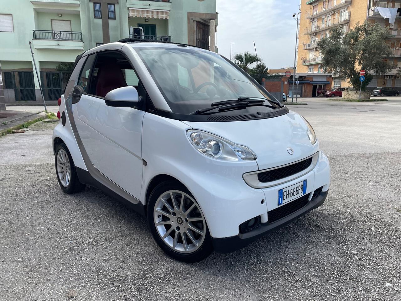 Smart ForTwo Cabrio 1.0 MhD 80mila KM Full 2012