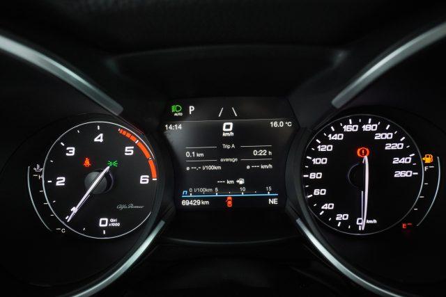 ALFA ROMEO Stelvio Stelvio 2.2 Turbodiesel 210 CV AT8 Q4 Veloce