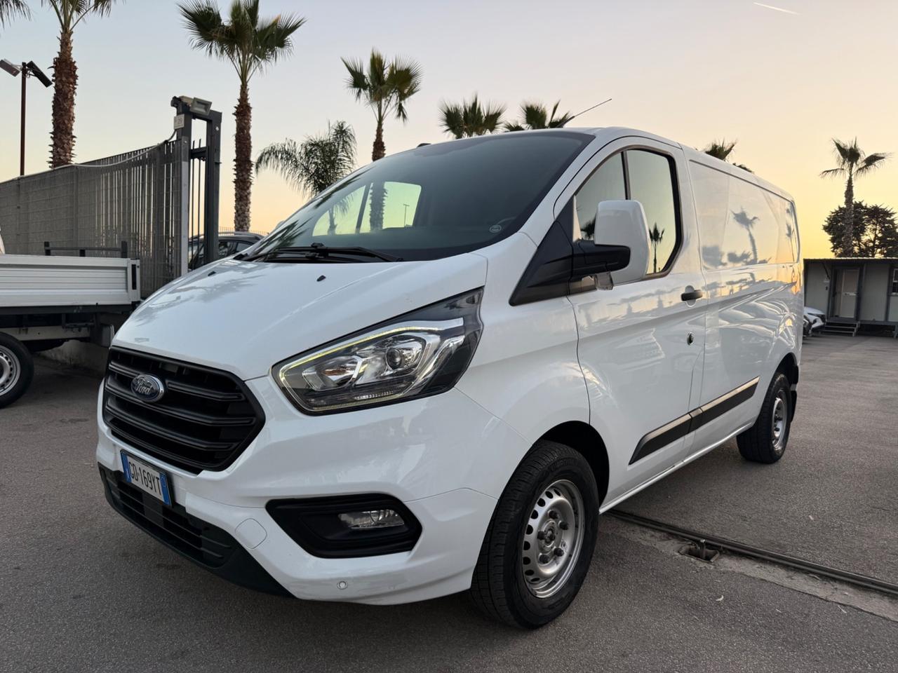 Ford Transit Custom 2.0 Diesel 3 Posti