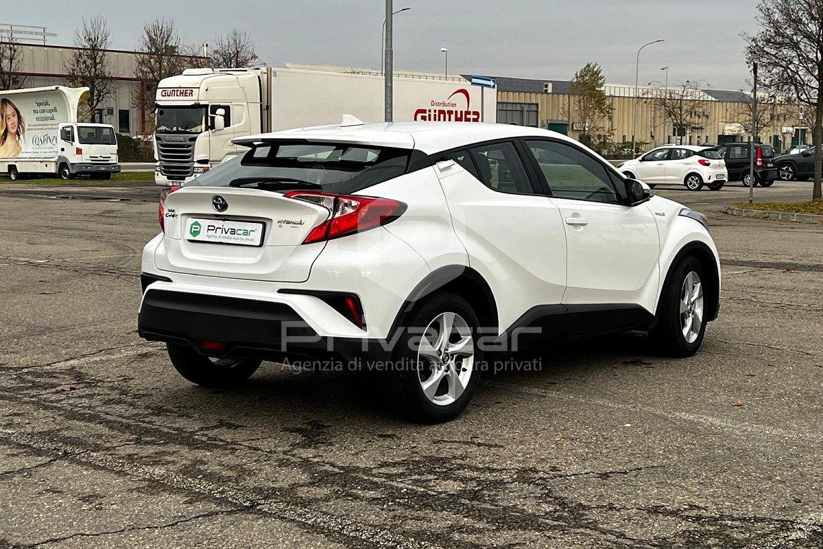 TOYOTA C-HR 1.8 Hybrid E-CVT Style