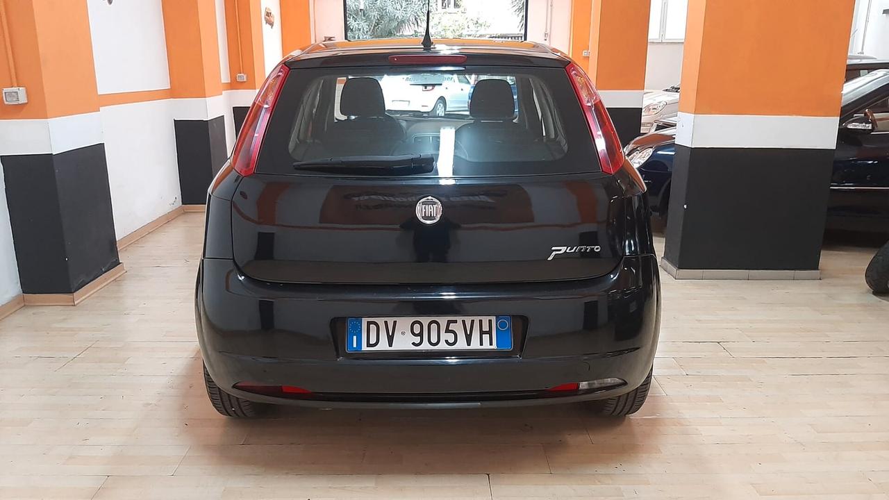 FIAT GRANDE PUNTO 1.3 MULTIJET 49.000 KM NEOPATENTATI