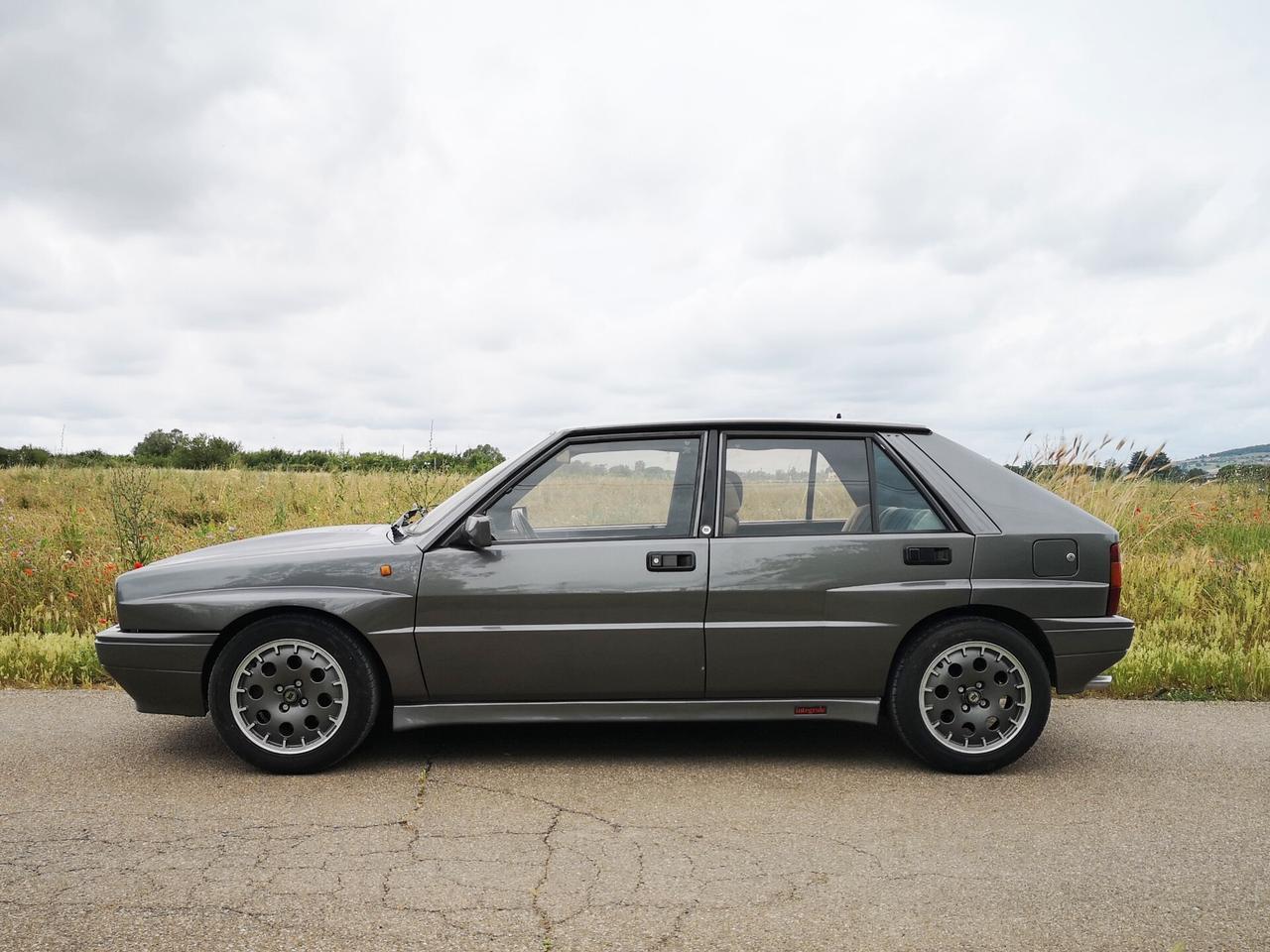Lancia Delta Versione 2.0i.e. turbo 16V HF integrale