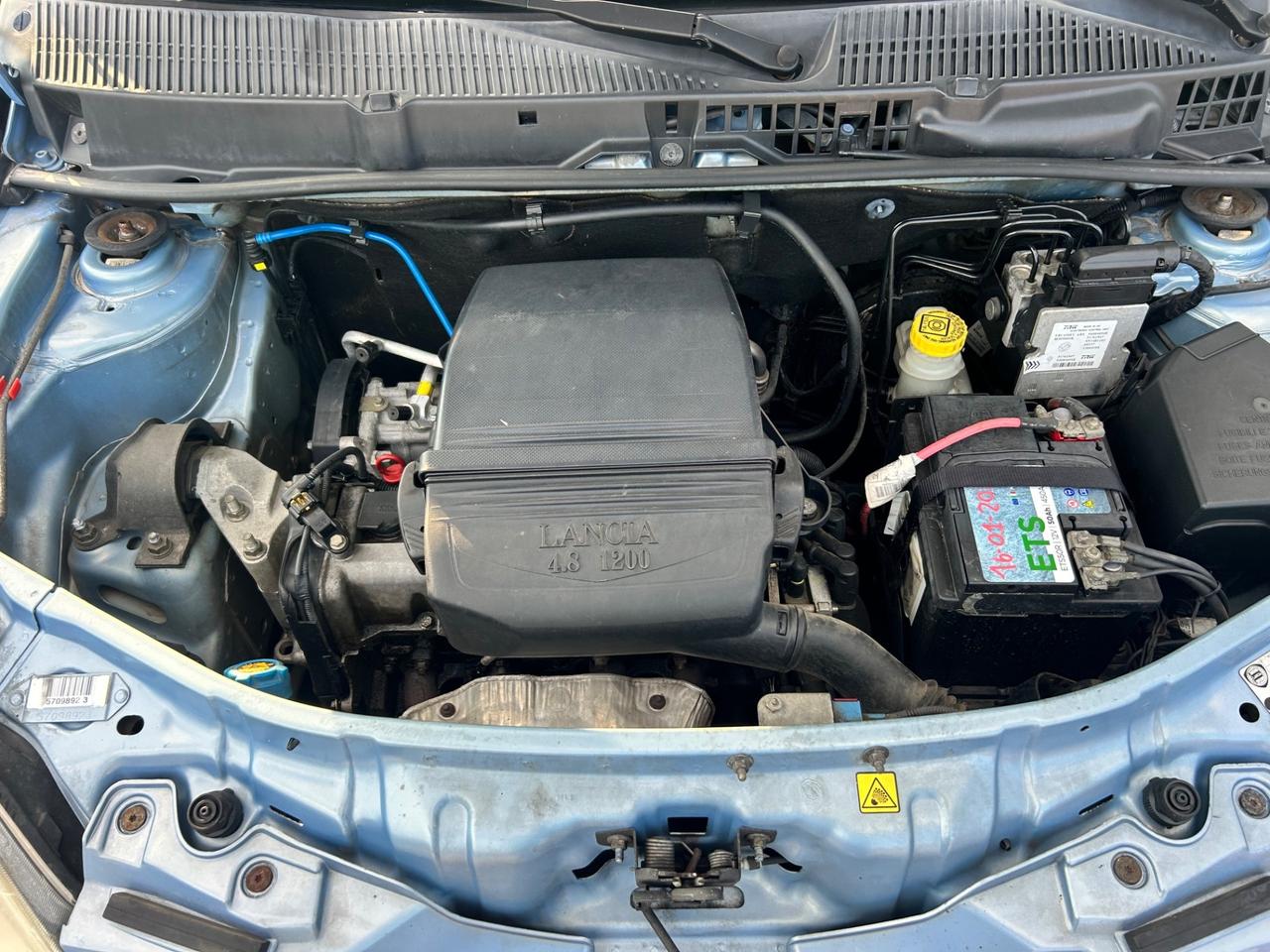 Lancia Ypsilon 1.2 Argento