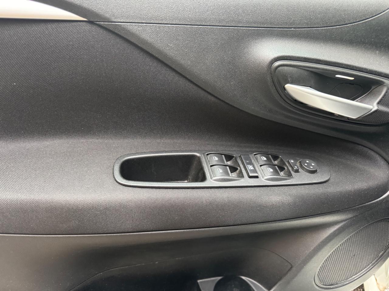 Fiat Punto 1.3 MJT II 75 CV 5 porte Lounge