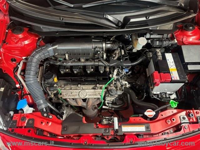 SUZUKI Swift 1.2 Hybrid 4WD AllGrip Top