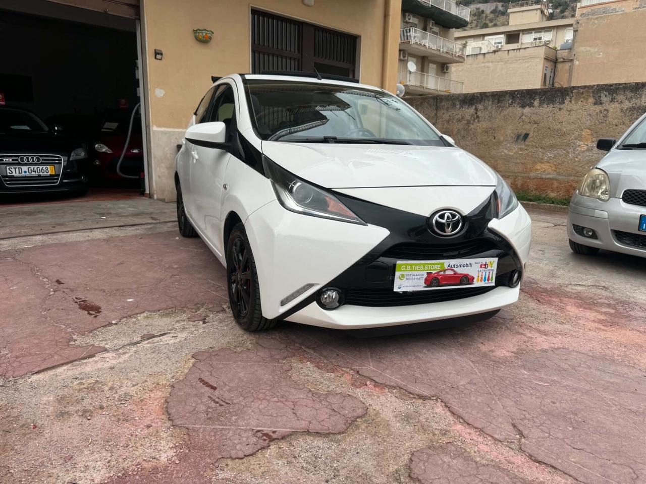 TOYOTA AYGO CABRIO 2016 SUPER FULL EURO6