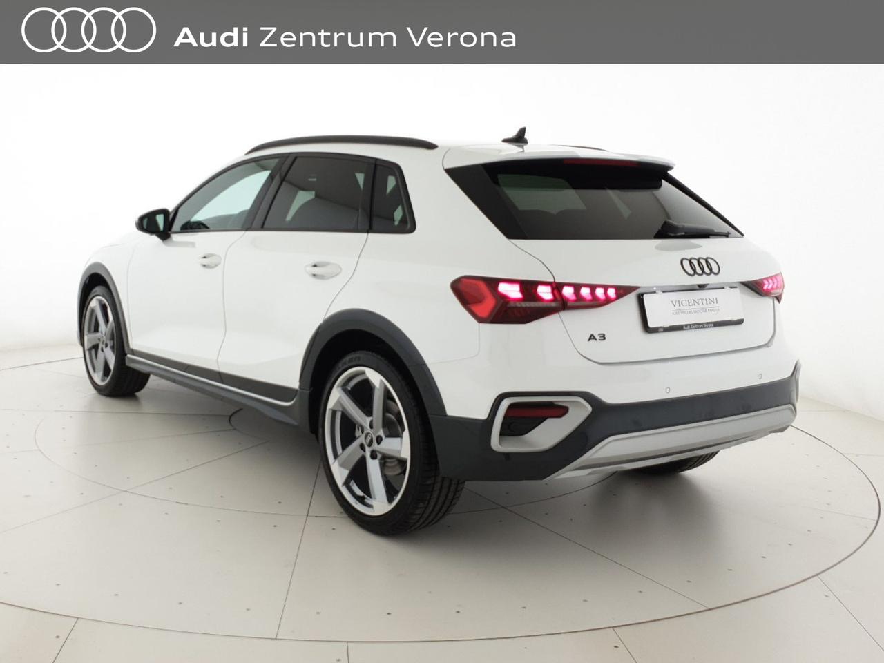 Allstreet 35TDI 150CV S tronic Identity Contrast