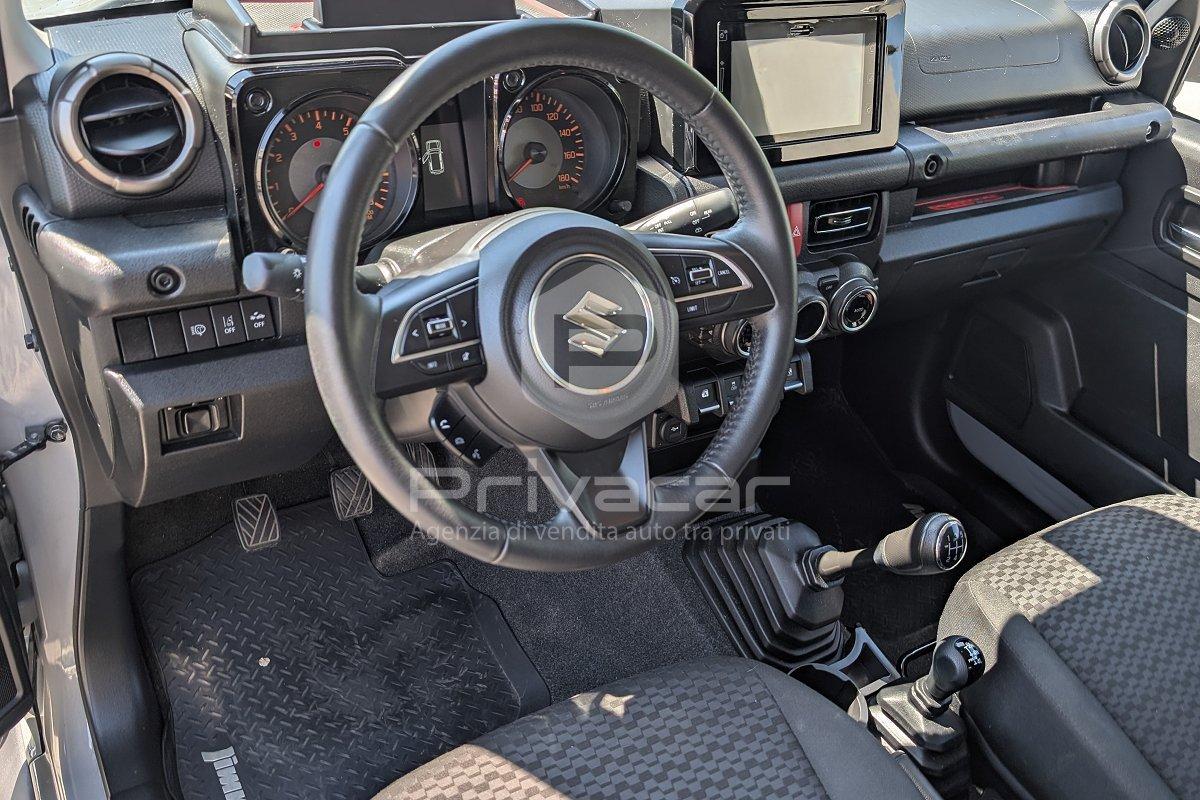 SUZUKI Jimny 1.5 5MT Top