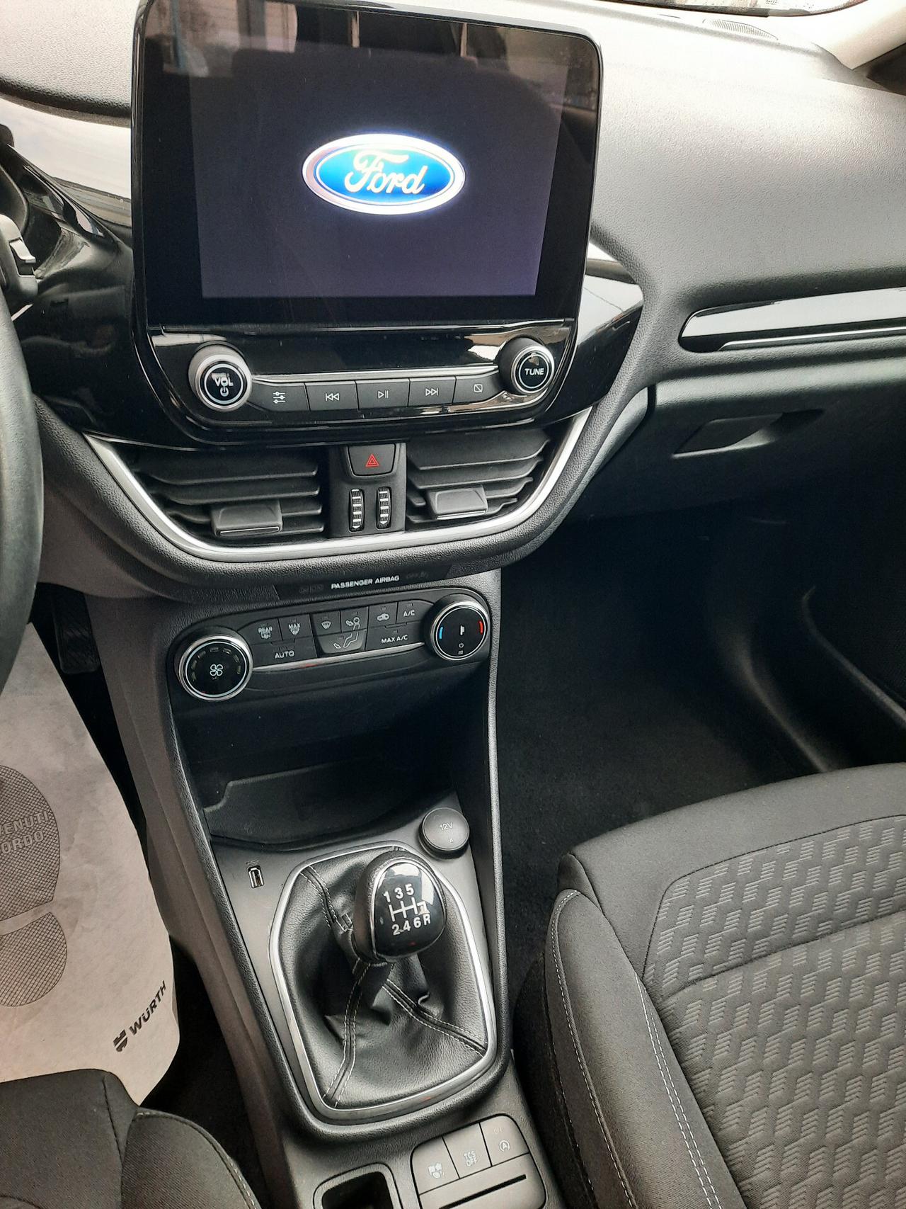 Ford Fiesta 1.0 Ecoboost Hybrid 125 CV 5 porte Titanium