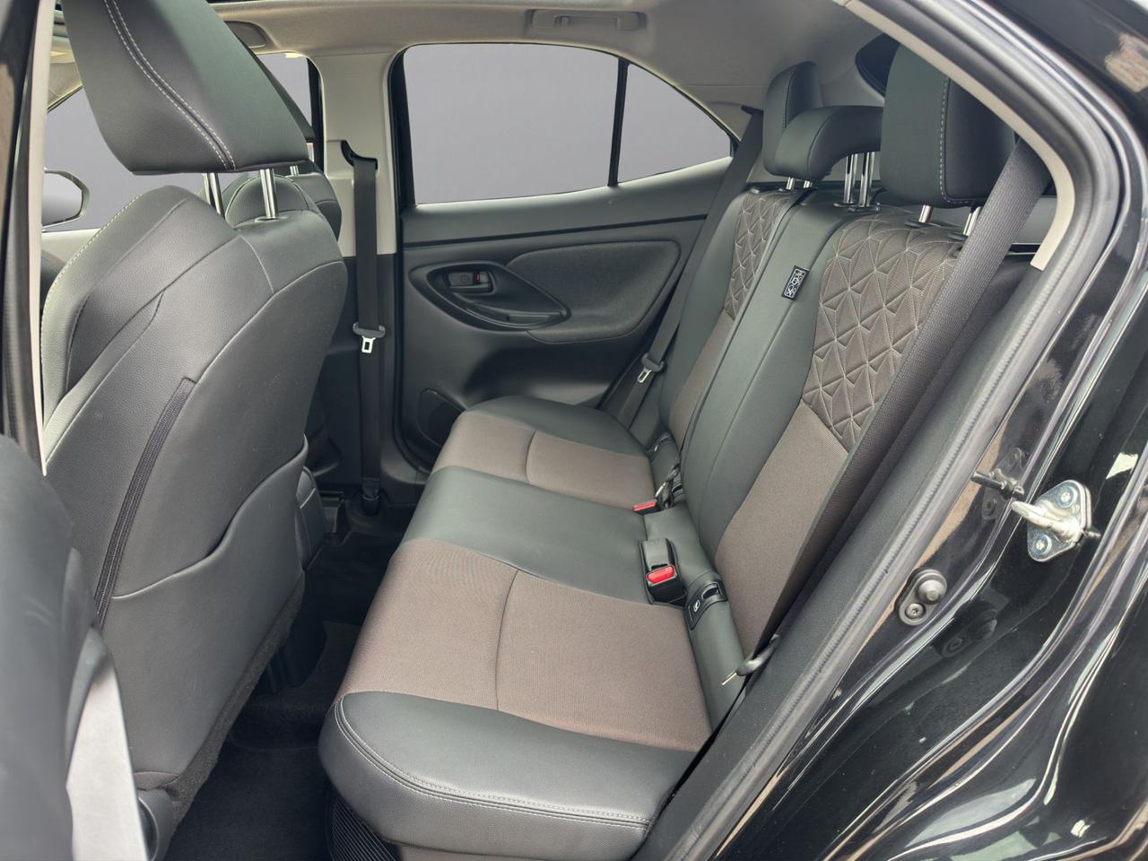 Toyota Yaris Cross 1.5h Lounge fwd 116cv e-cvt