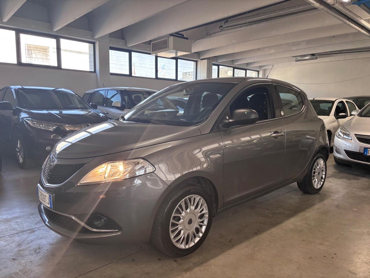 Lancia Ypsilon 1.2 B/GPL OK NEOPATENTATI