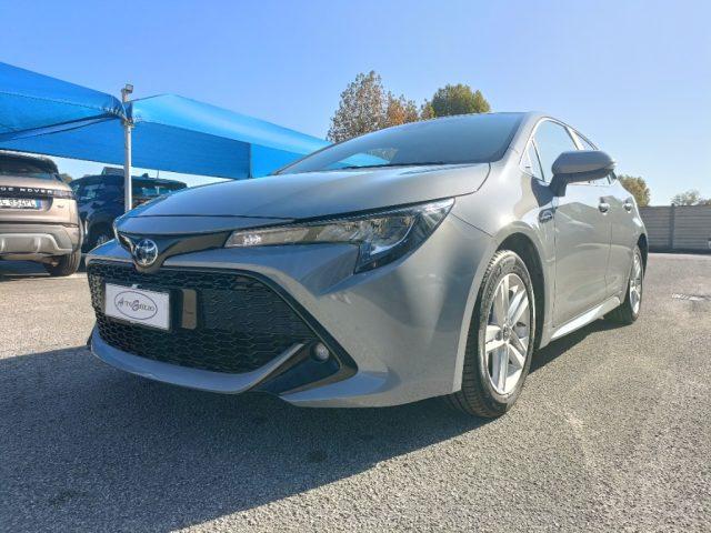 TOYOTA Corolla 1.8 Hybrid Business