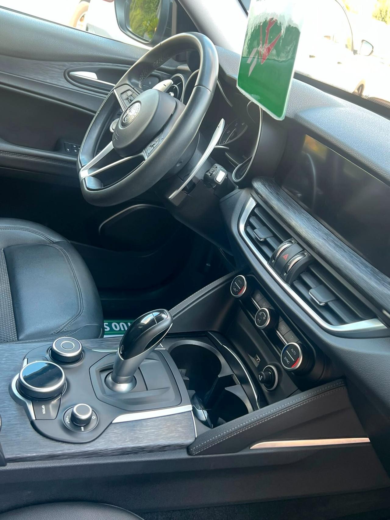 Alfa Romeo Stelvio 2.2 Turbodiesel 190 CV AT8 Q4 Business