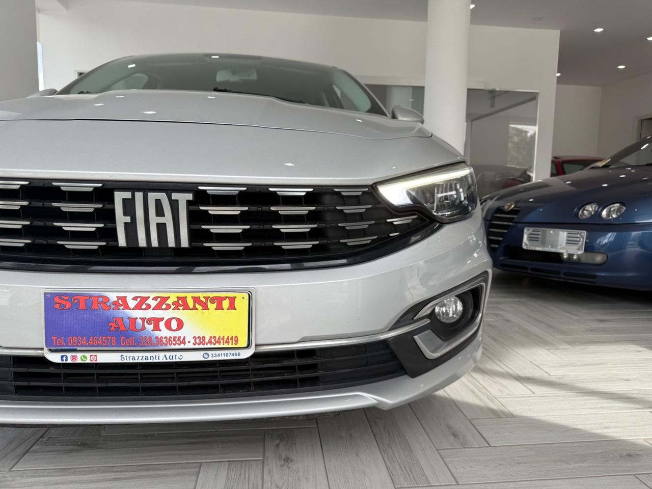 Fiat Tipo 1.6Mjt 5P 130CV LOUNGE+FULL LED/NAV2022