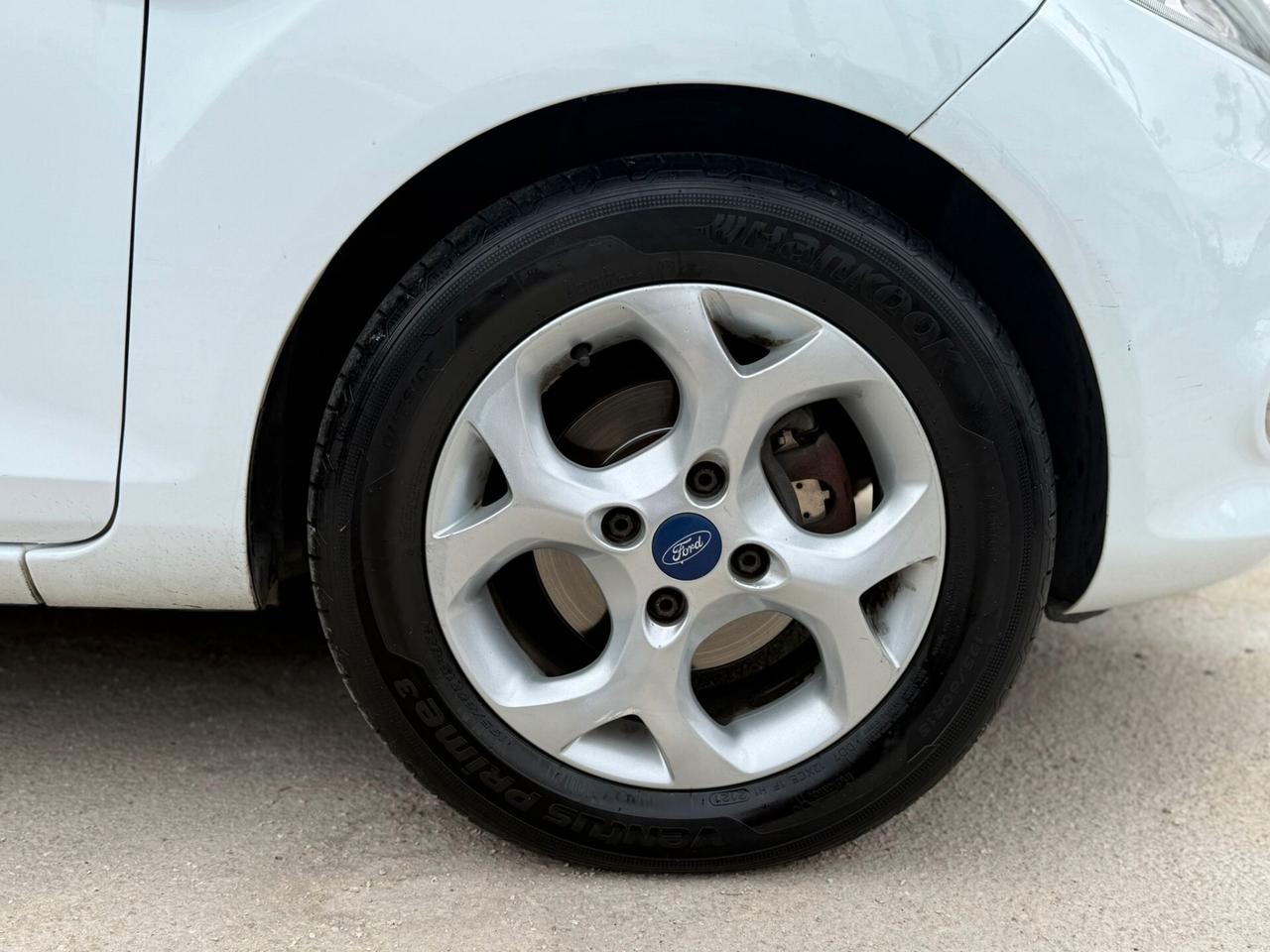 Ford Fiesta 2010 GPL