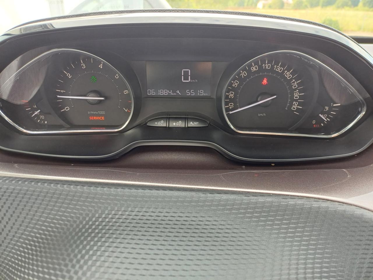 Peugeot 2008 1.2 VTi 82CV Access