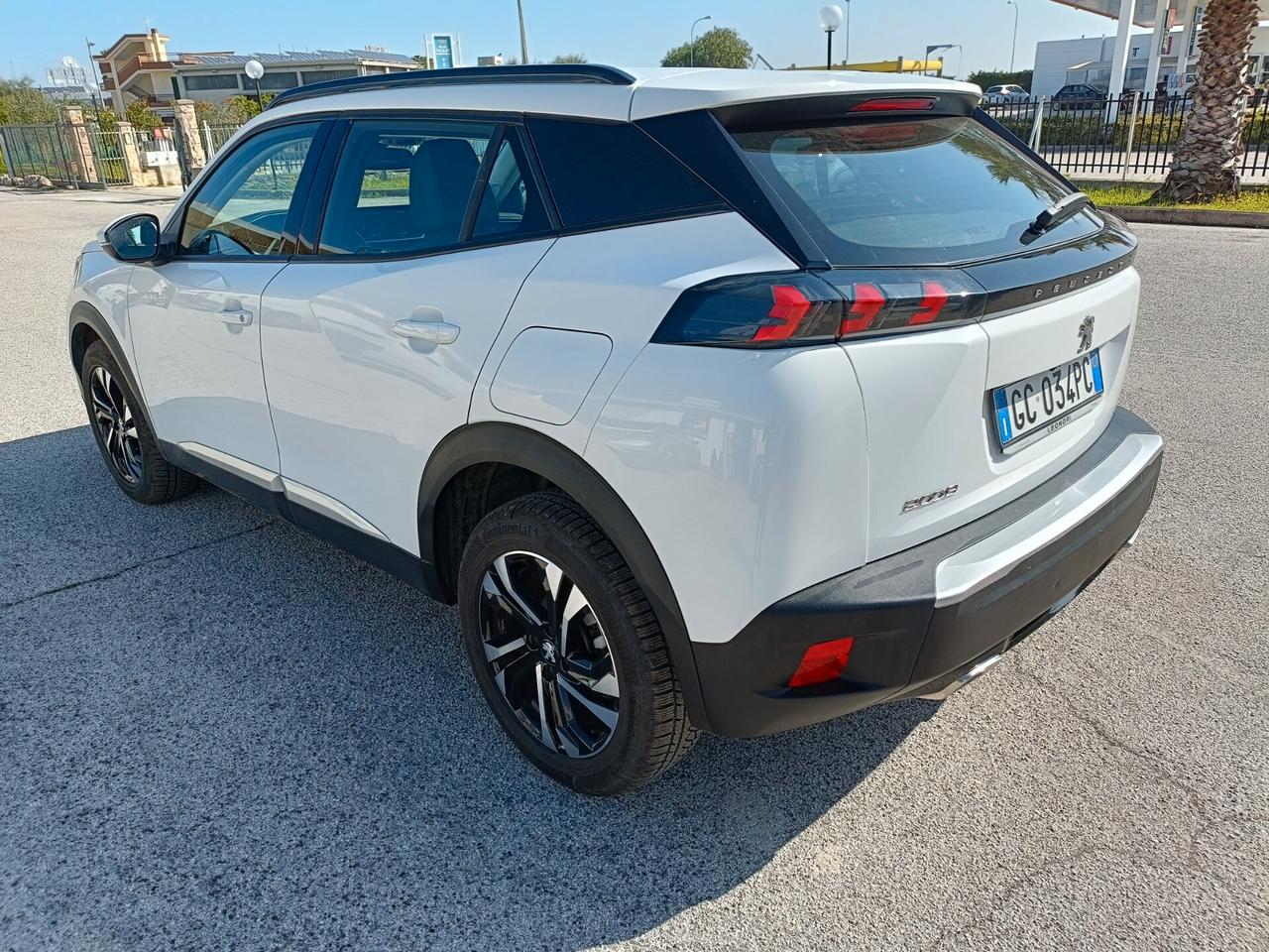 Peugeot 2008 PureTech Turbo 130 S&S Allure
