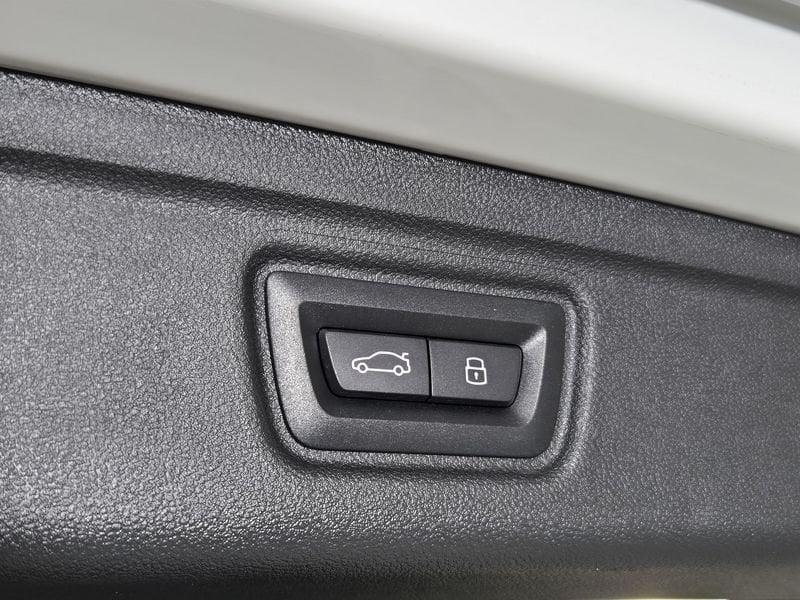 BMW Serie 3 Serie 3 G21 2022 Touring 320d Touring mhev 48V xdrive MSport Pro auto